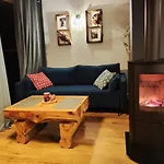 Przystanek Gorce Chalet